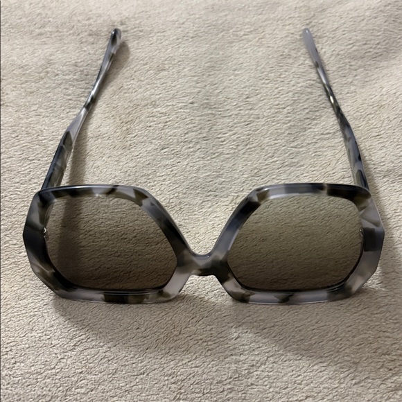 Diff cream tortoise gradient sunglasses - Picture 3 of 7